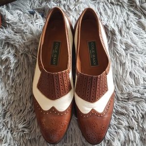 Cole Haan womens Oxford wingtip